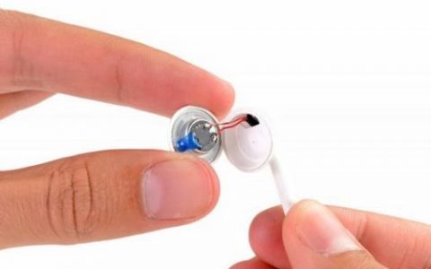 拆解苹果新耳机EarPods：更结实耐用