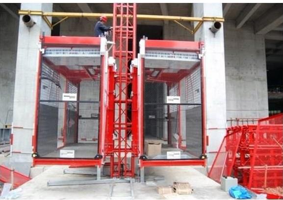 自贡电梯回收：倾斜电梯施工,曲线施工升降机和物料提升机