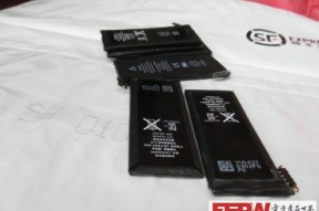 怕买到假的？怕被坑？拆原装 全新iphone4 内置电池