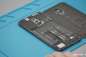 魅族16拆机：黄章原来留了NFC 和无线充电空间