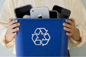 在我国平均每个家庭有三台旧手机，回收成难题