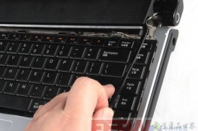 配置全线升级 戴尔Studio1458拆解