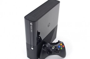 大卸八块 微软新版Xbox 360E惨遭全面拆解