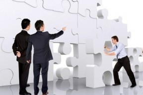 浅析中国万吨级铜矿山生产现状