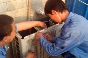 计算机机房中精密空调冷凝器应怎样维护？