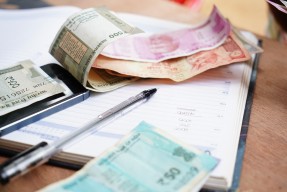 逾期了什么平台可以借钱,独家整理十款小额贷款个人贷款