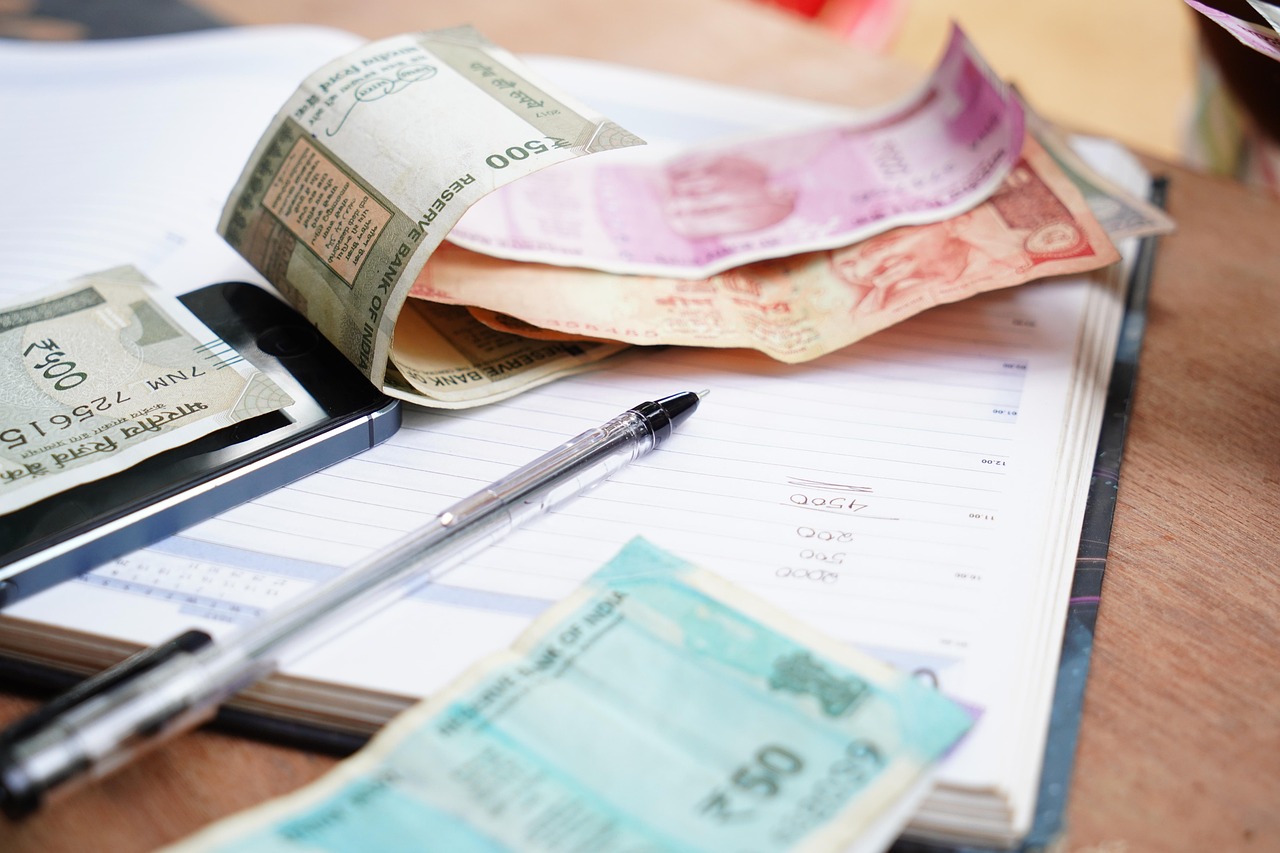网贷10万一年利息多少,盘点十款500元借款马上到账  第1张