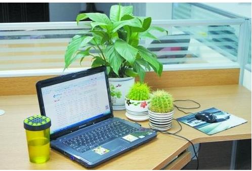 安耐美黑魅大帝—中塔机箱新视野  第1张